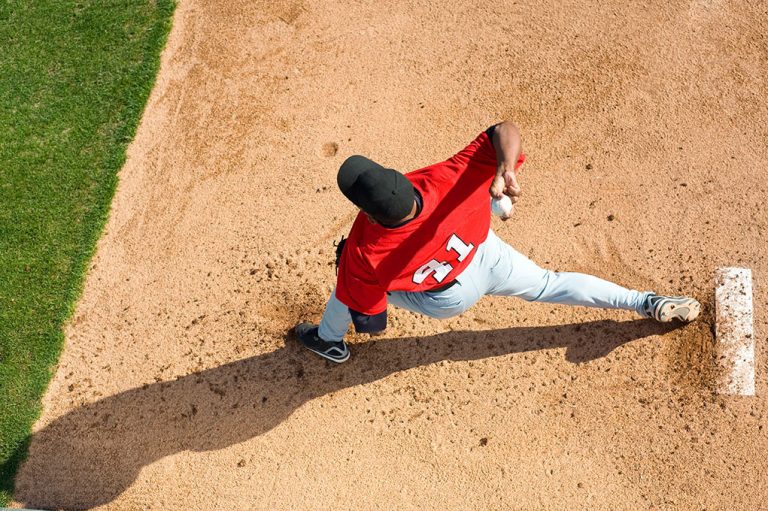 Elbow injury from baseball pitcher throwing