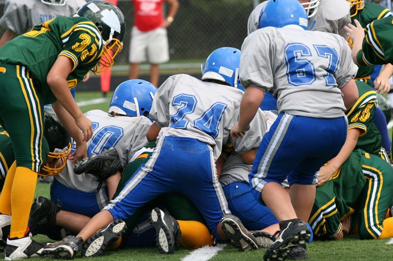 Steps To Decrease Youth Football Injuries Dr David Geier Sports 